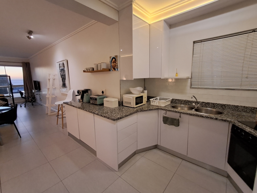 To Let 0 Bedroom Property for Rent in Sea Point Western Cape